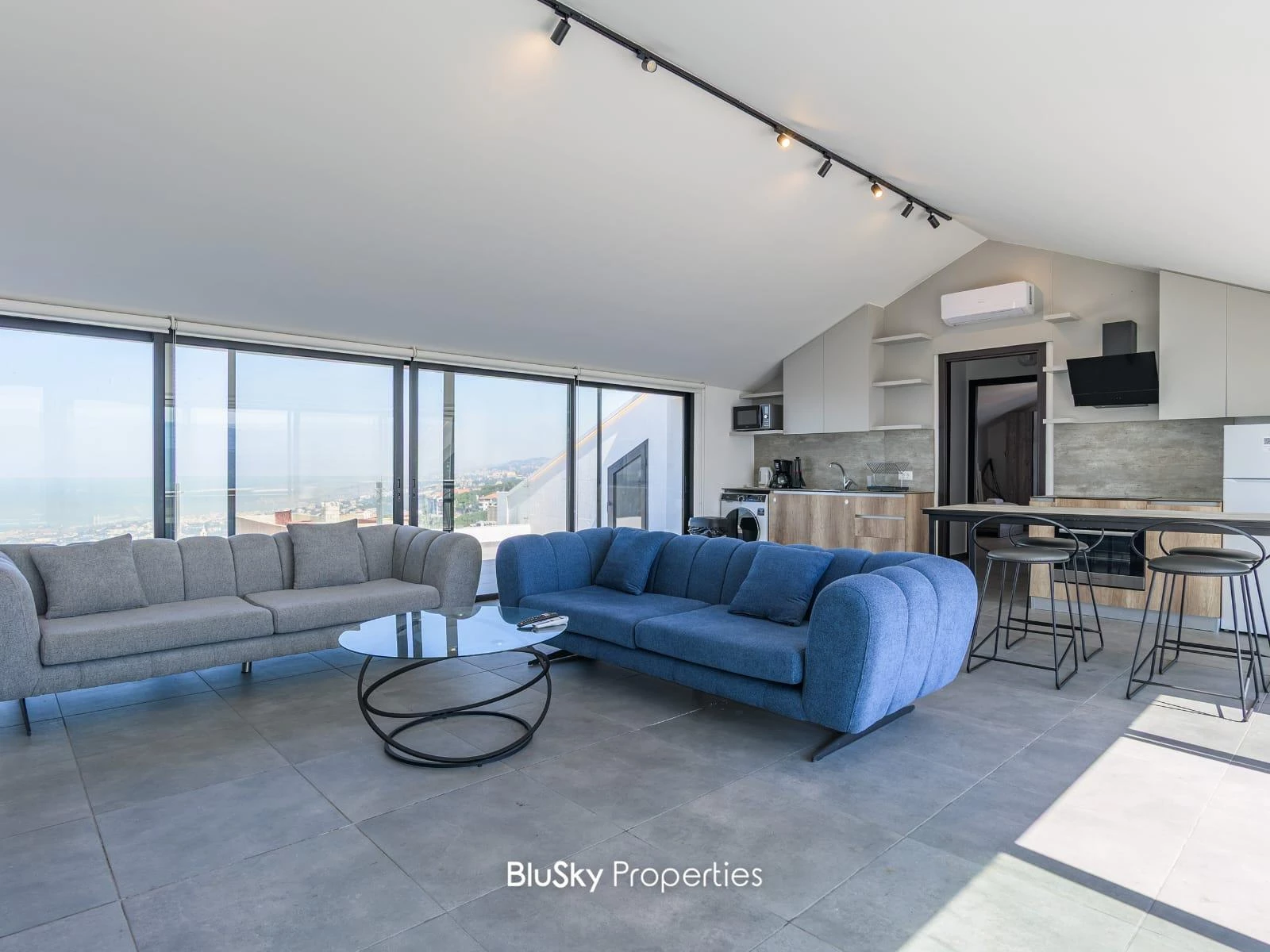 Apartment 150m² Terrace for Rent in Broumana — الصورة 4