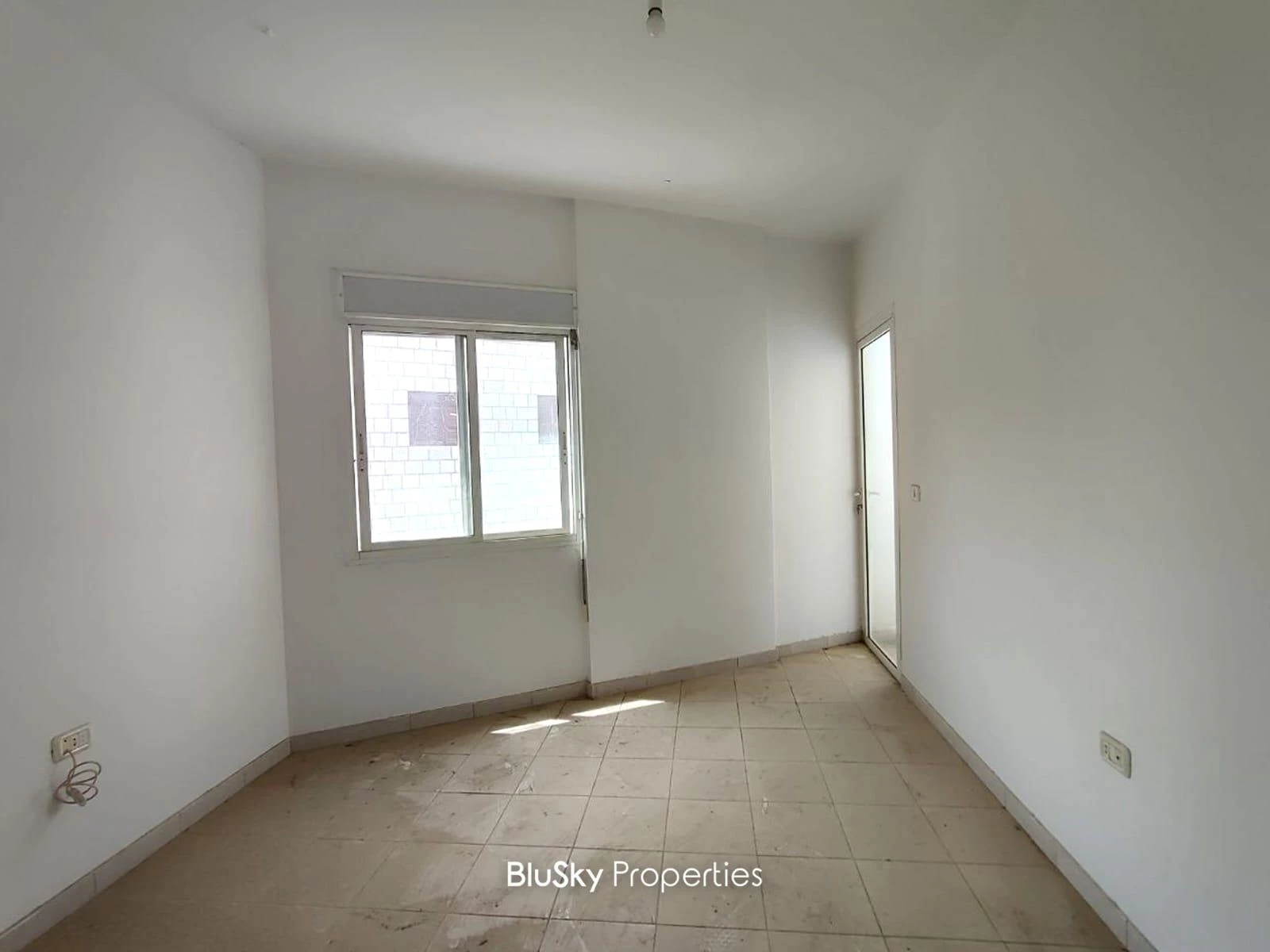 Apartment 150m² Balcony for Sale in Broumana — الصورة 2