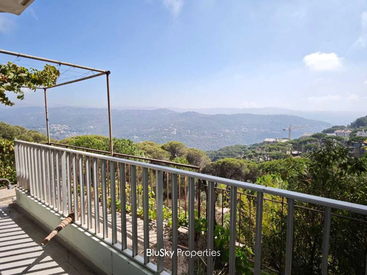 Apartment 170m² Garden for Rent in Broumana — الصورة 2