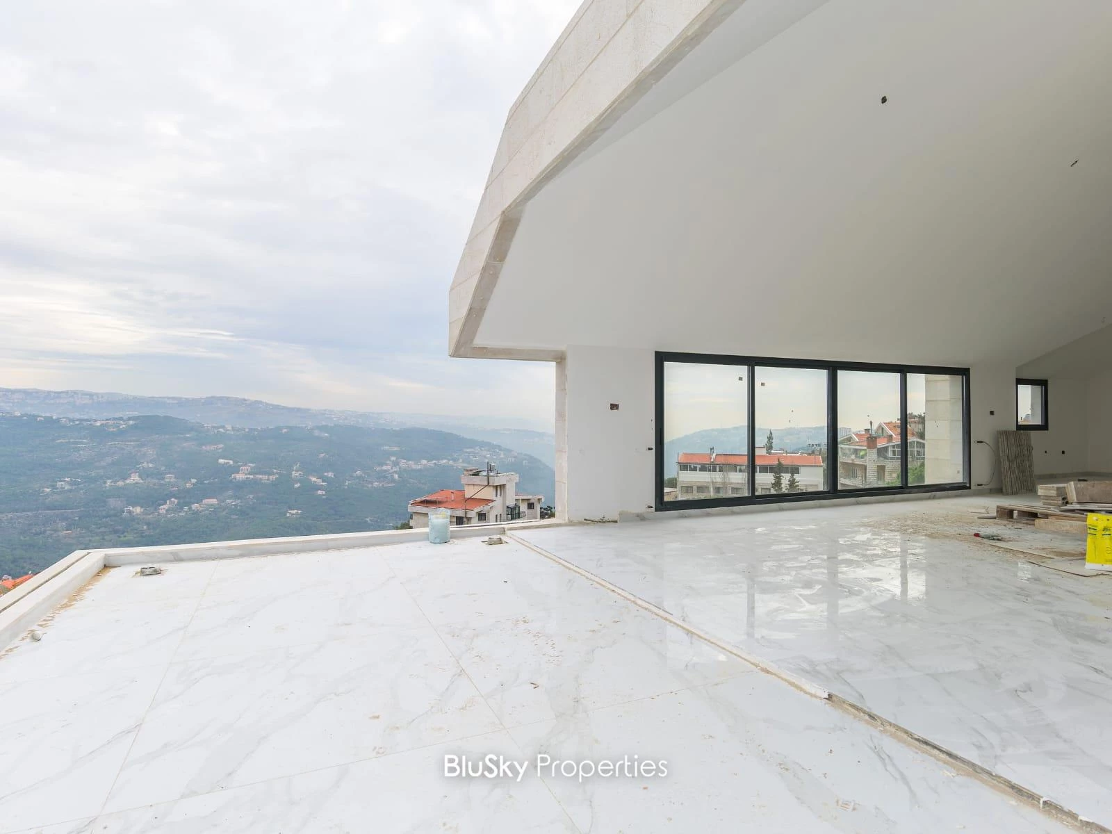 Apartment 170m² Terrace for Sale in Broumana — الصورة 2