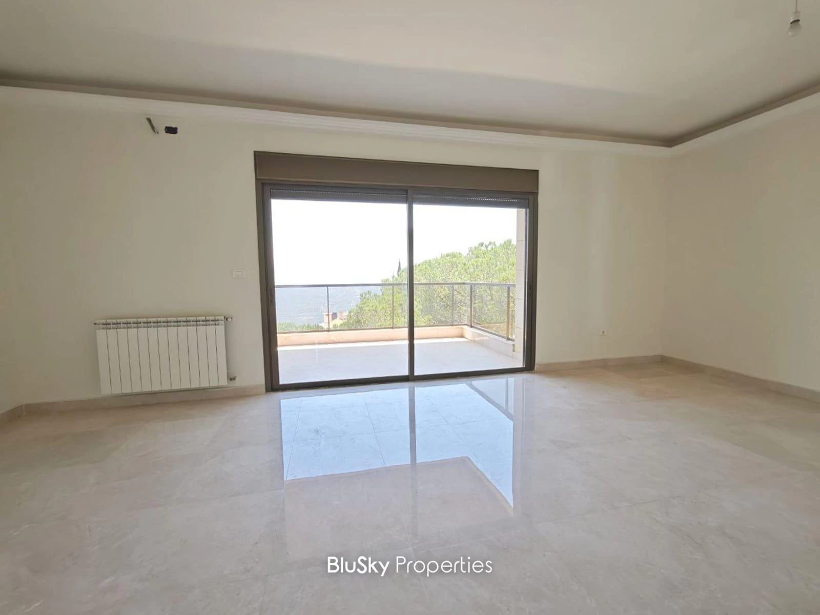 Apartment 175m² Balcony for Rent in Broumana — الصورة 2