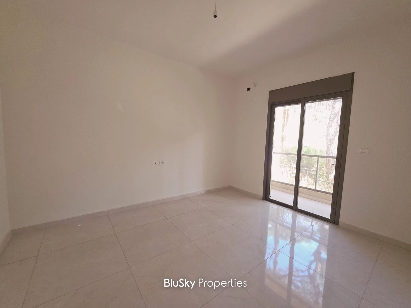 Apartment 175m² with Mountain View for Sale in Broumana — photo 5