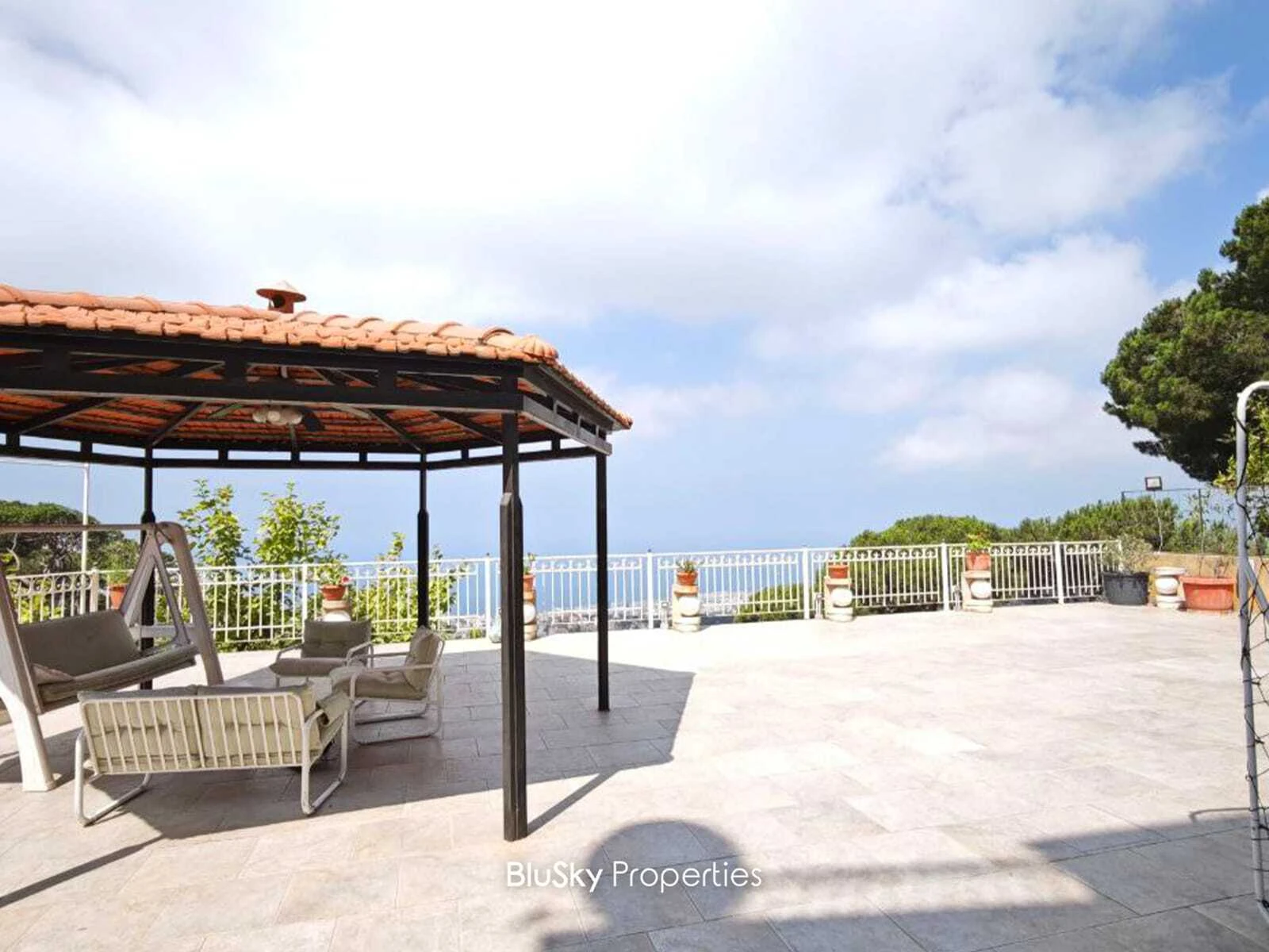 Apartment 180m² Terrace for Rent in Broumana — الصورة 2