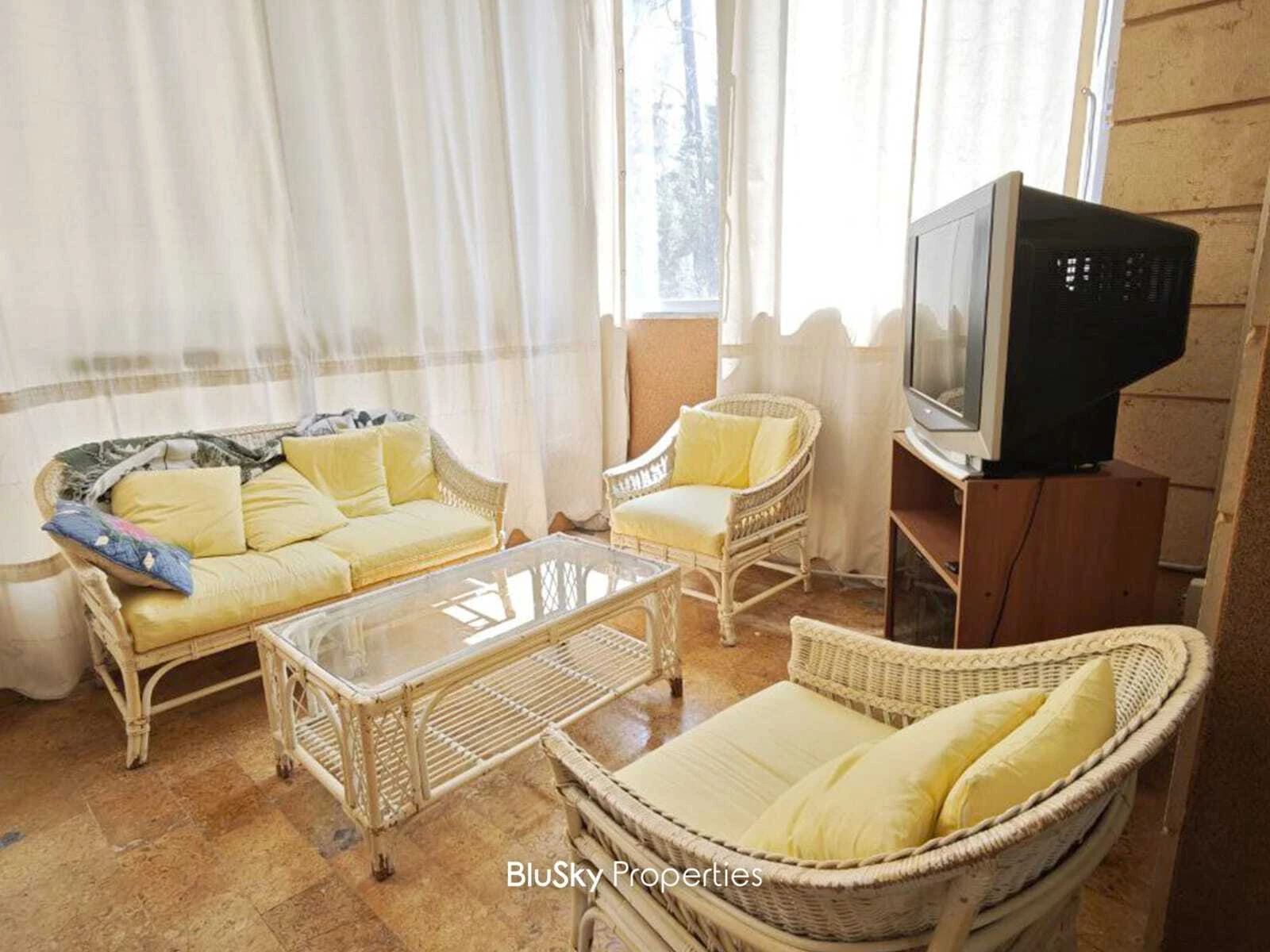 Apartment 200m² Mountain View for Rent in Broumana — الصورة 3