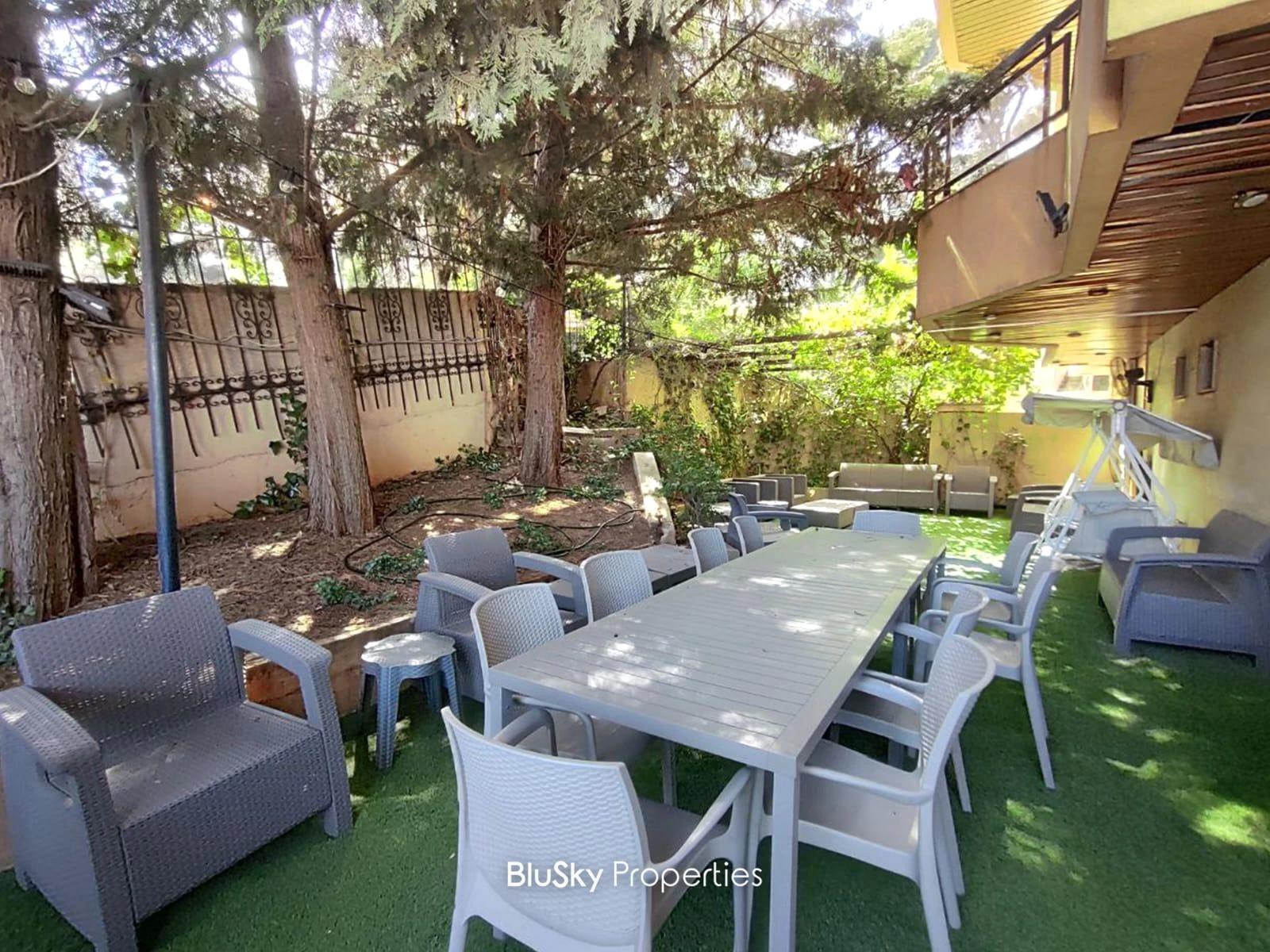 Apartment 212m² Terrace for Sale in Broumana — photo 3