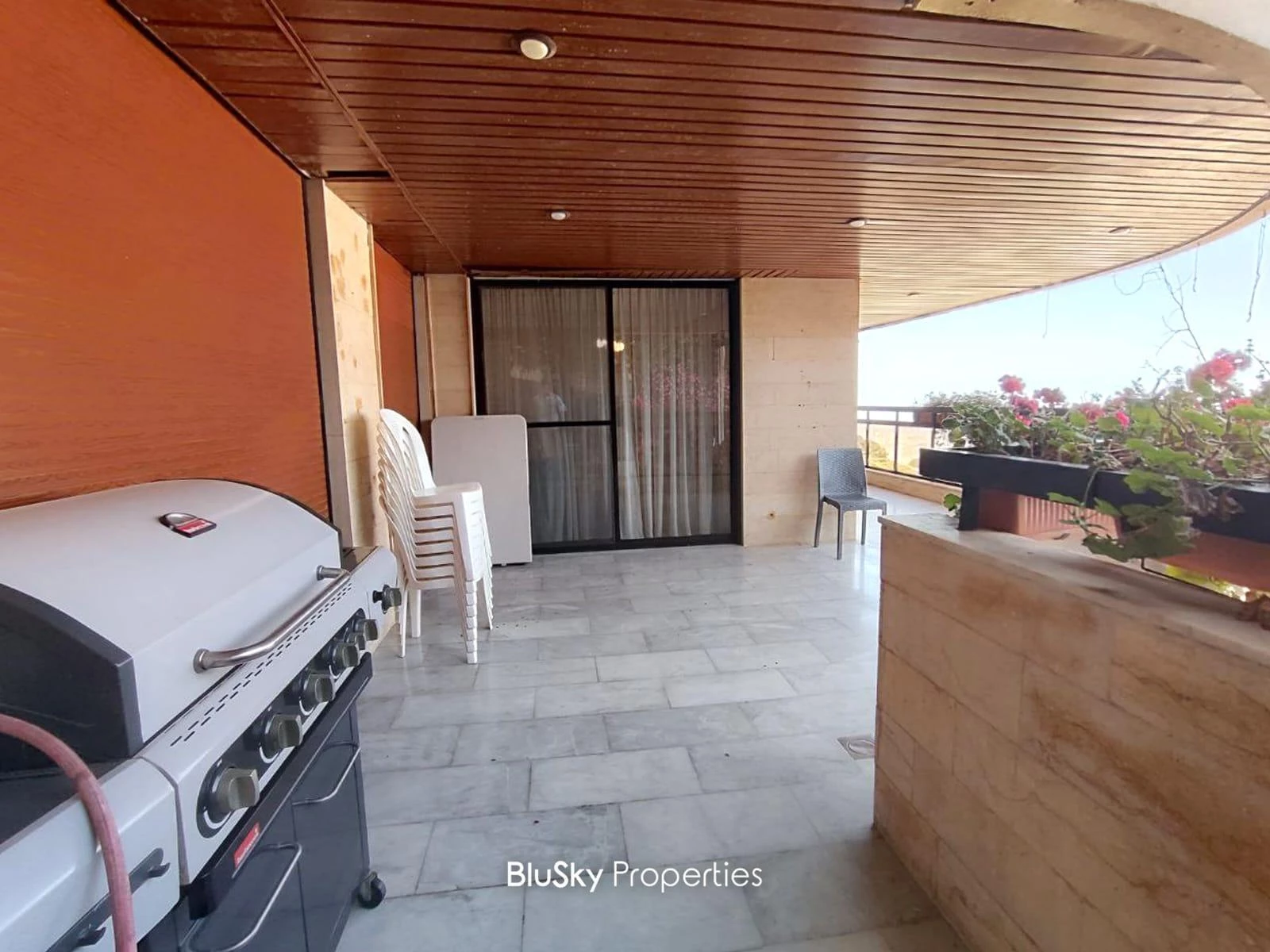 Apartment 212m² Terrace for Sale in Broumana — photo 5