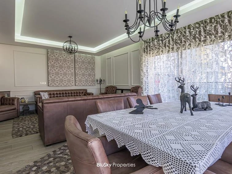 Apartment 240m² for Sale in Broumana — الصورة 3