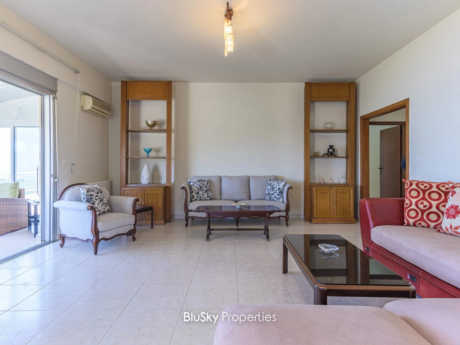 Apartment 250m² Terrace for Rent in Broumana — الصورة 4