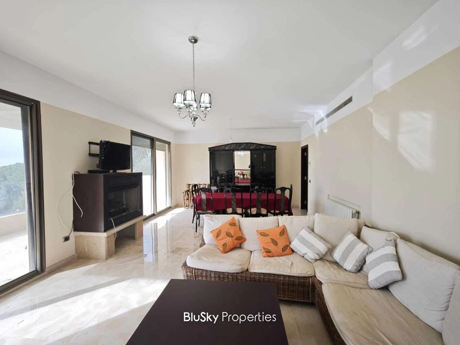 Apartment 250m² Sea View for Sale or Rent in Broumana