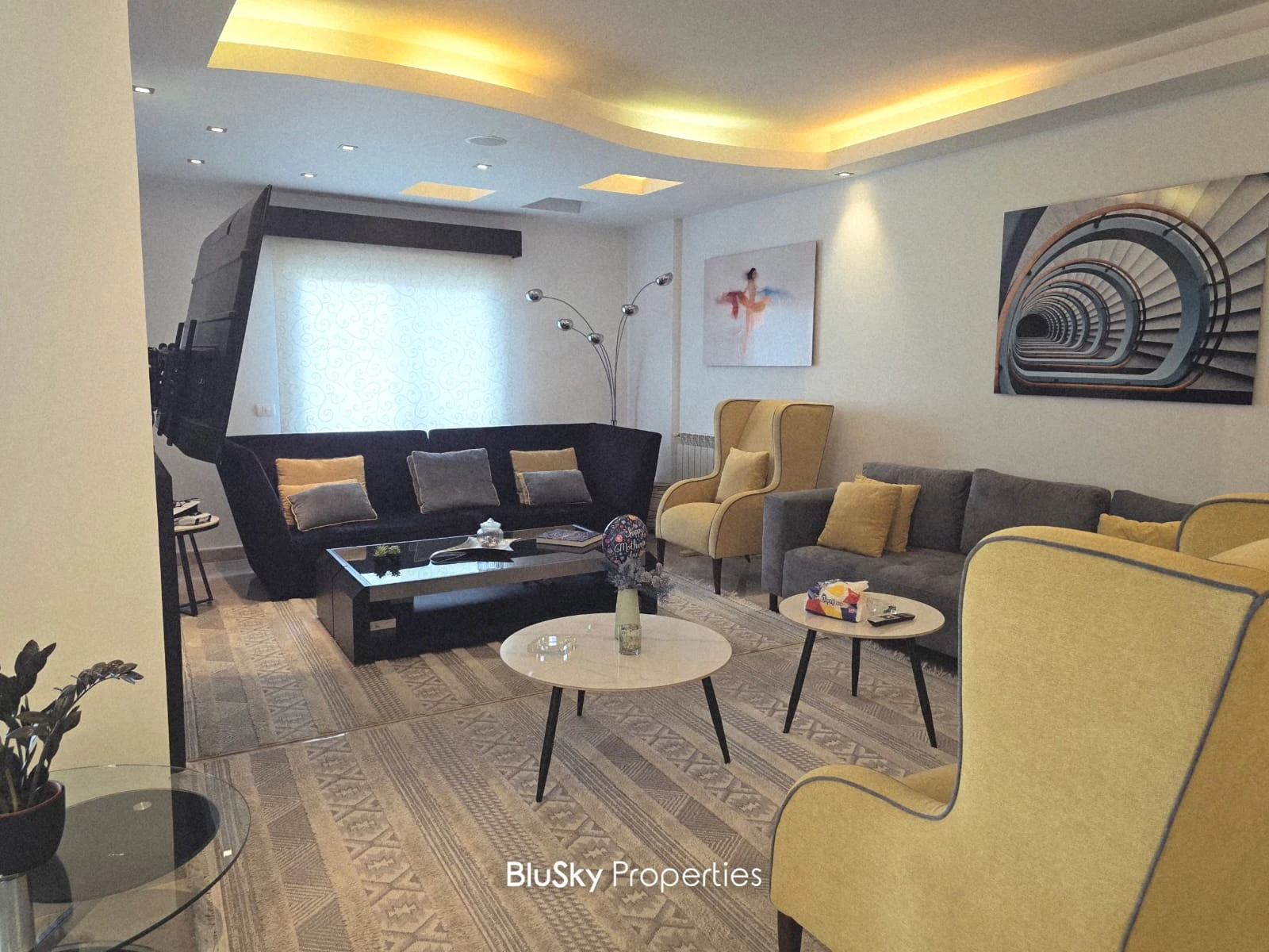 Apartment 260m² for Sale in Broumana — الصورة 3