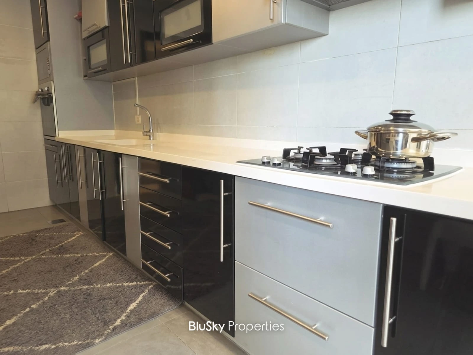 Apartment 260m² for Sale in Broumana — الصورة 5