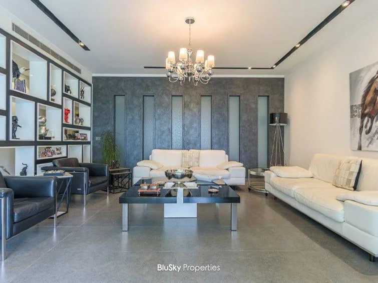 Duplex 290m² Garden for Rent in Broumana