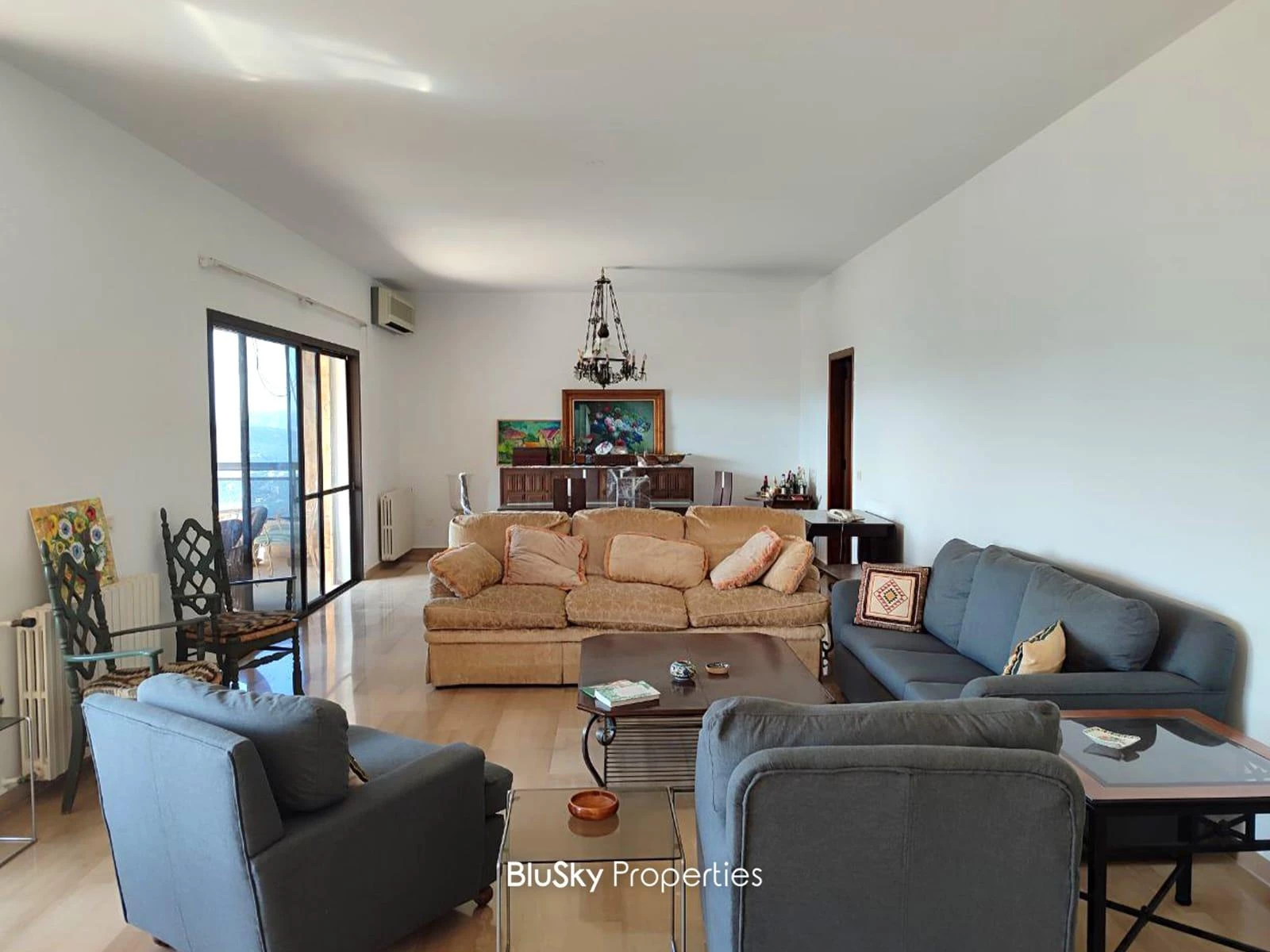 Duplex 350m² Balcony for Sale in Broumana — الصورة 2