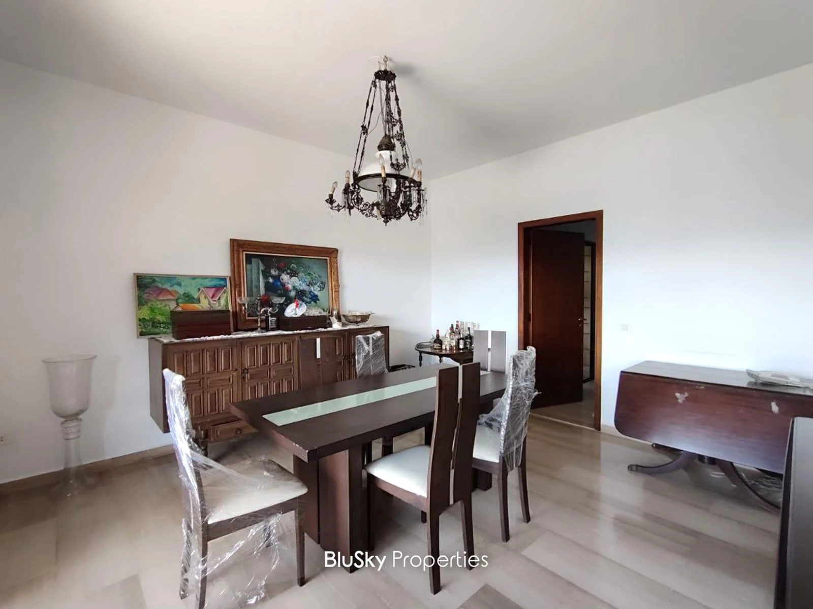 Duplex 350m² Balcony for Sale in Broumana — الصورة 5