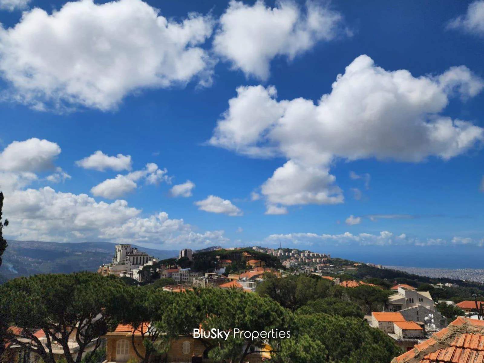 Duplex 400m² Balcony for Rent in Broumana — الصورة 2