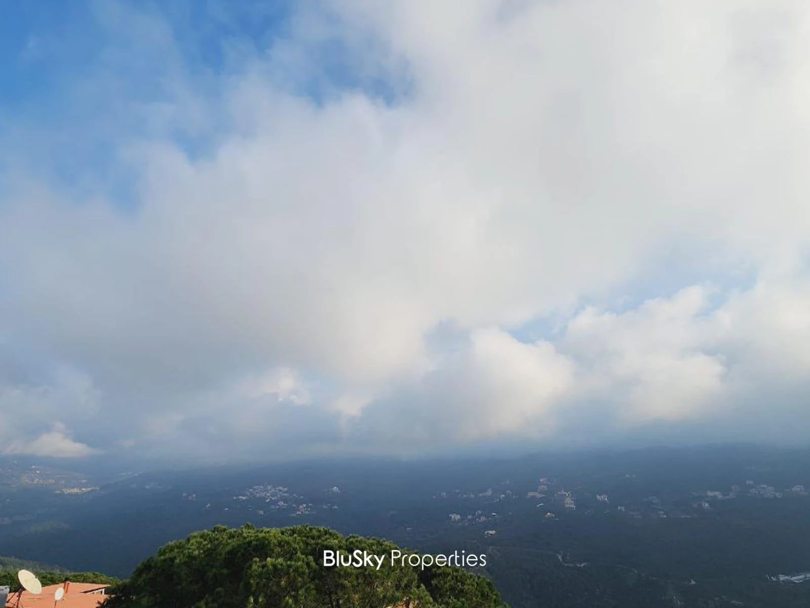 Apartment 400m² Mountain View for Sale in Broumana — الصورة 5