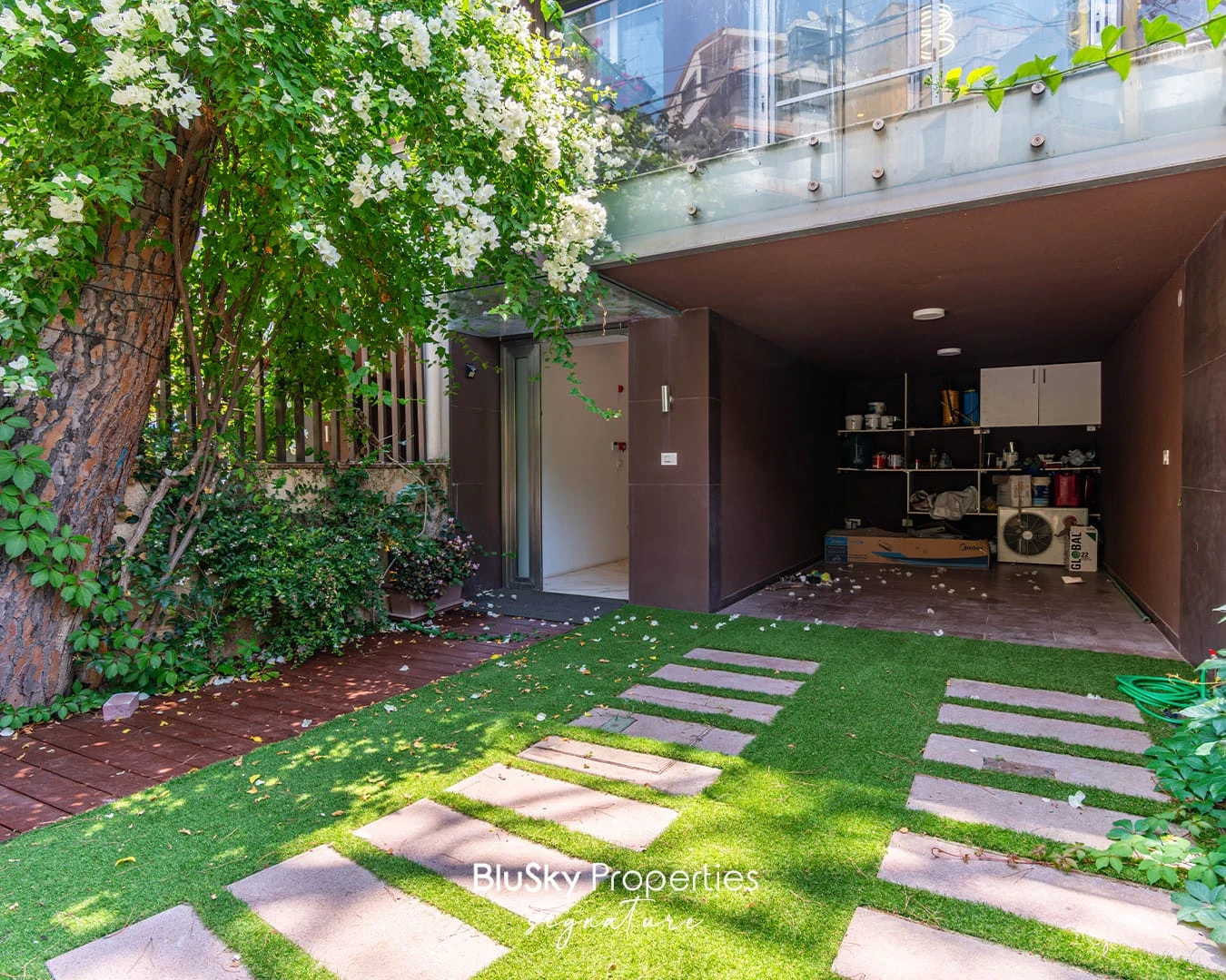 Townhouse 408m² with Garden for Sale in Broumana — الصورة 5