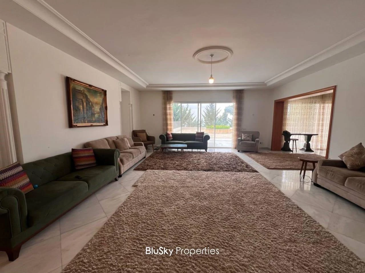 Villa 600m² Terrace for Rent in Broumana