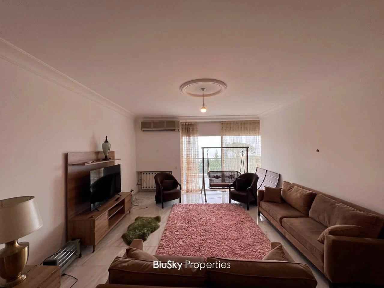 Villa 600m² Terrace for Rent in Broumana — الصورة 3