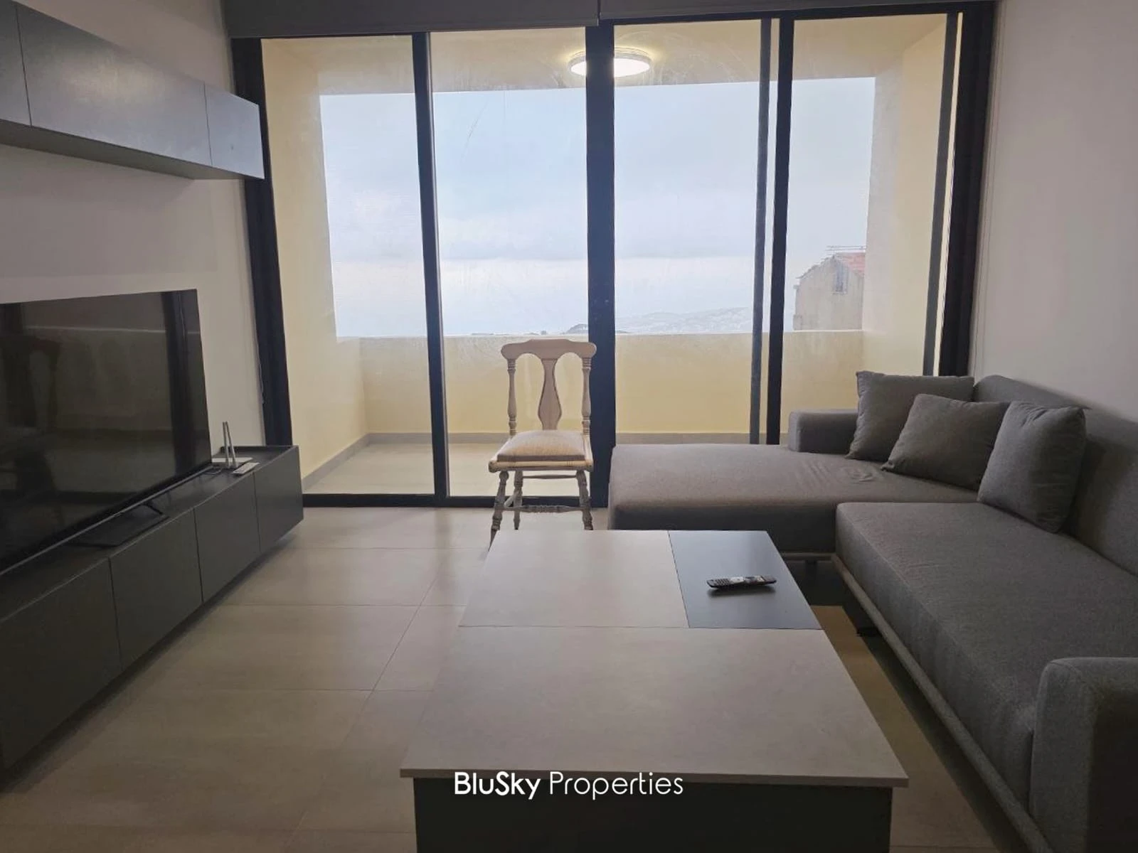 Apartment 70m² with Balcony for Rent in Broumana — الصورة 3