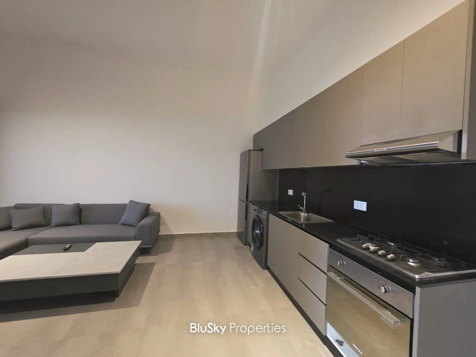 Apartment 70m² with Balcony for Rent in Broumana — الصورة 5