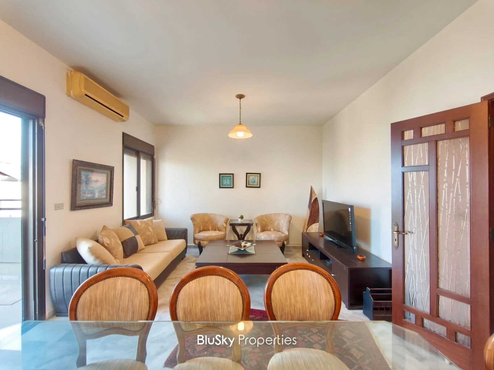 Apartment 120m² with Sea View for Rent in Bsalim