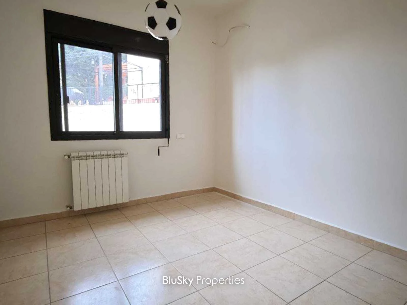 Apartment 155m² Terrace for Rent in Bsalim — الصورة 4