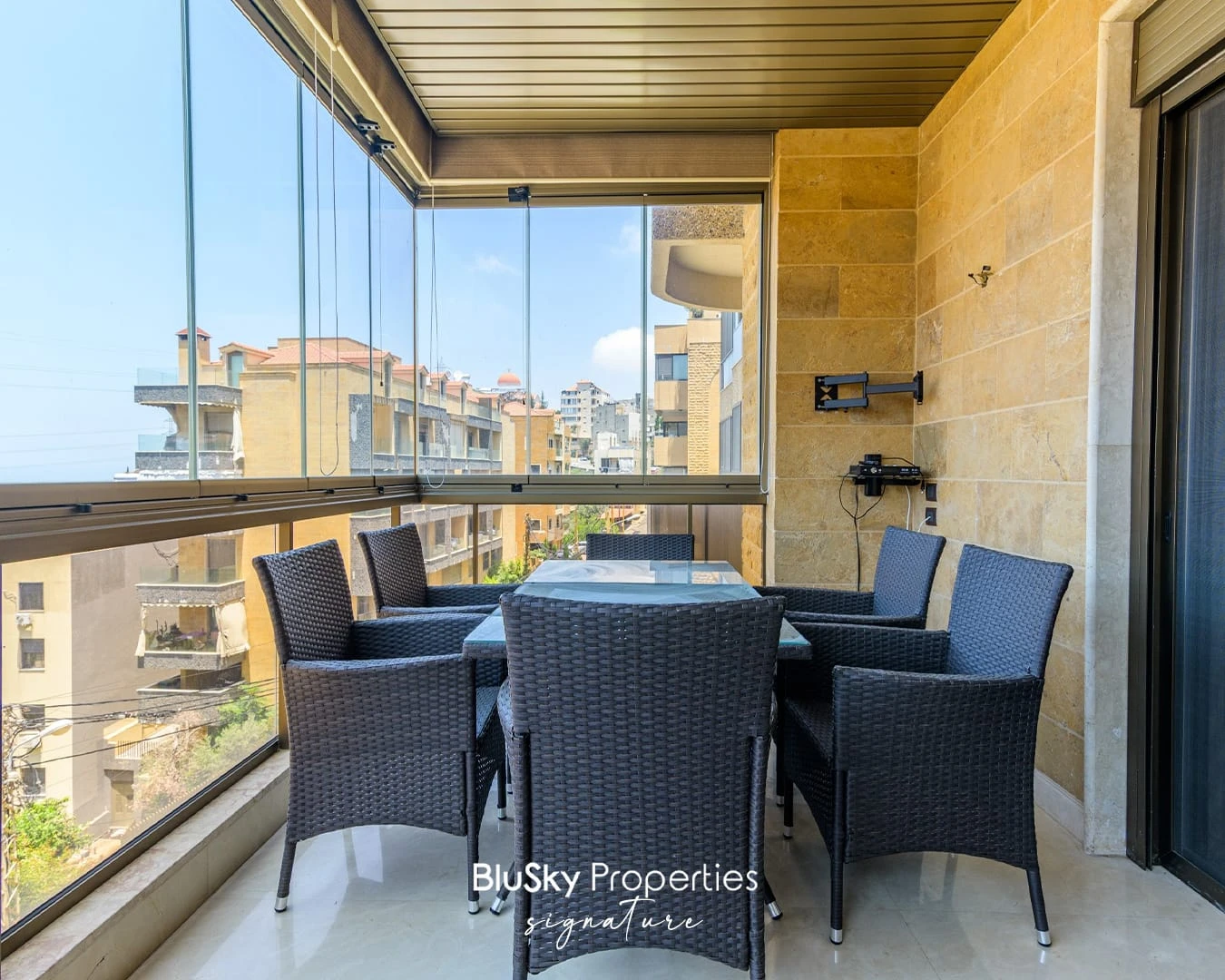 Apartment 160m² with Sea View for Sale in Bsalim — الصورة 3