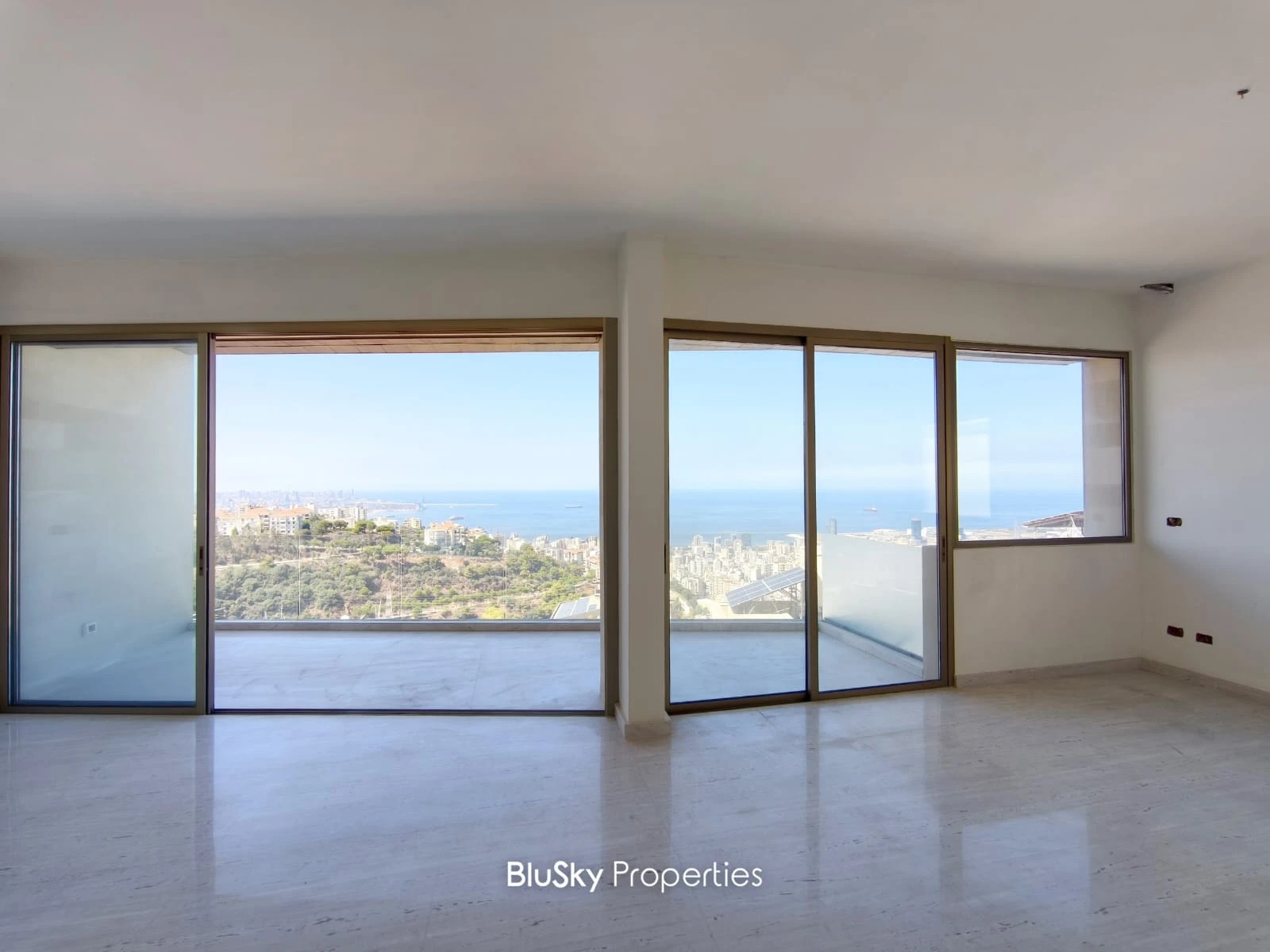 Apartment 174m² with Sea View for Sale in Bsalim — الصورة 4