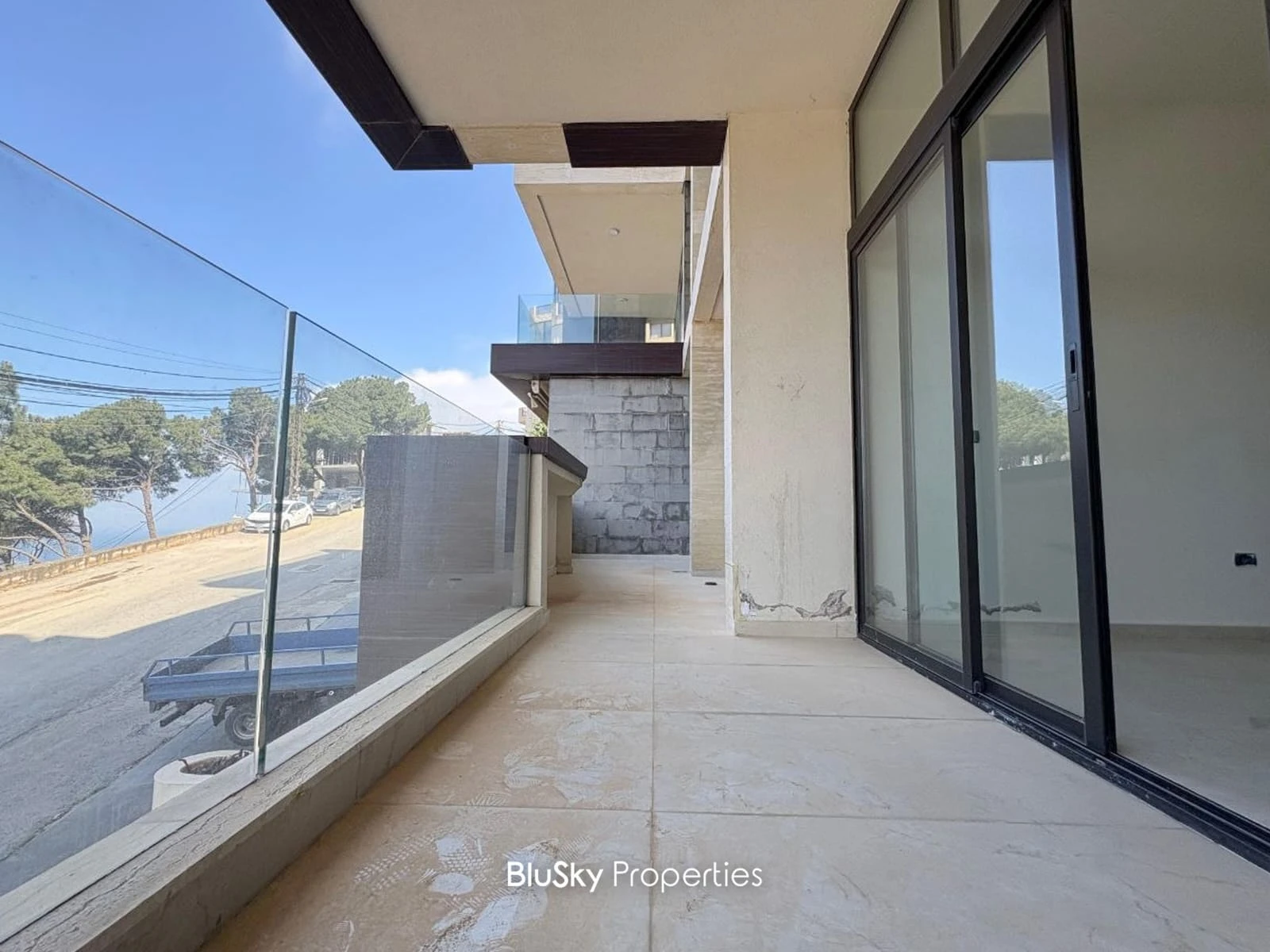 Apartment 180m² with Sea View for Sale in Bsalim — الصورة 3