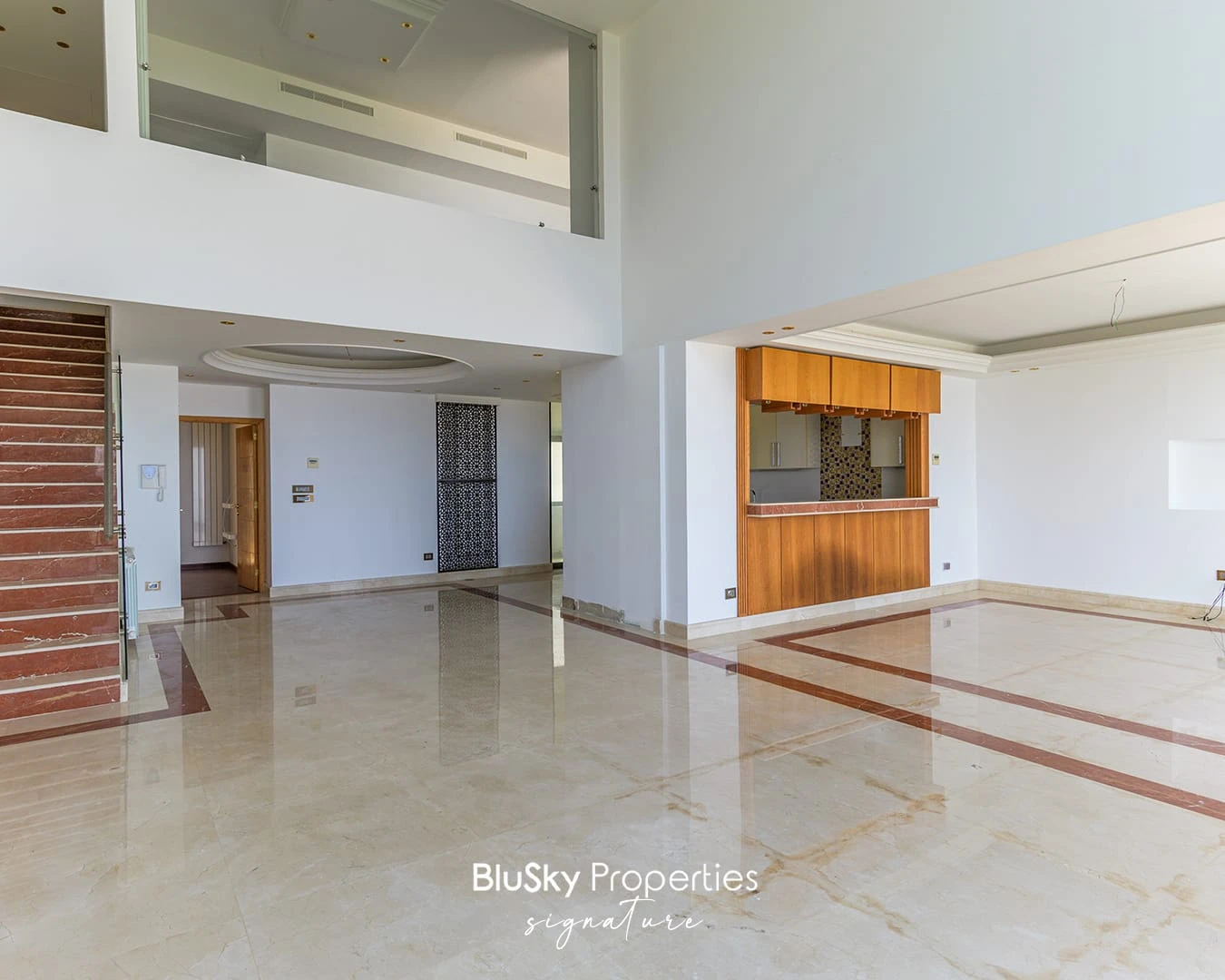 Apartment 200m² with Terrace for Sale in Bsalim — photo 4