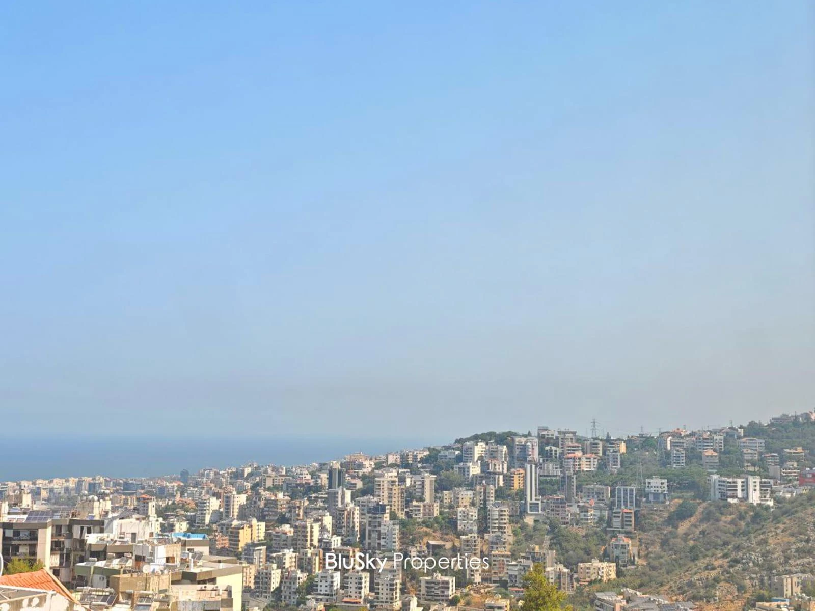 Apartment 230m² Terrace for Rent in Bsalim — الصورة 2