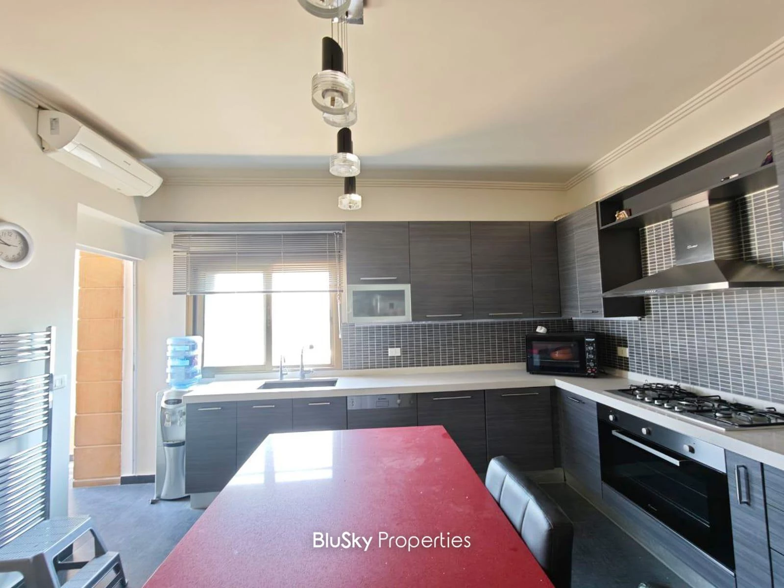 Apartment 230m² Terrace for Rent in Bsalim — الصورة 5