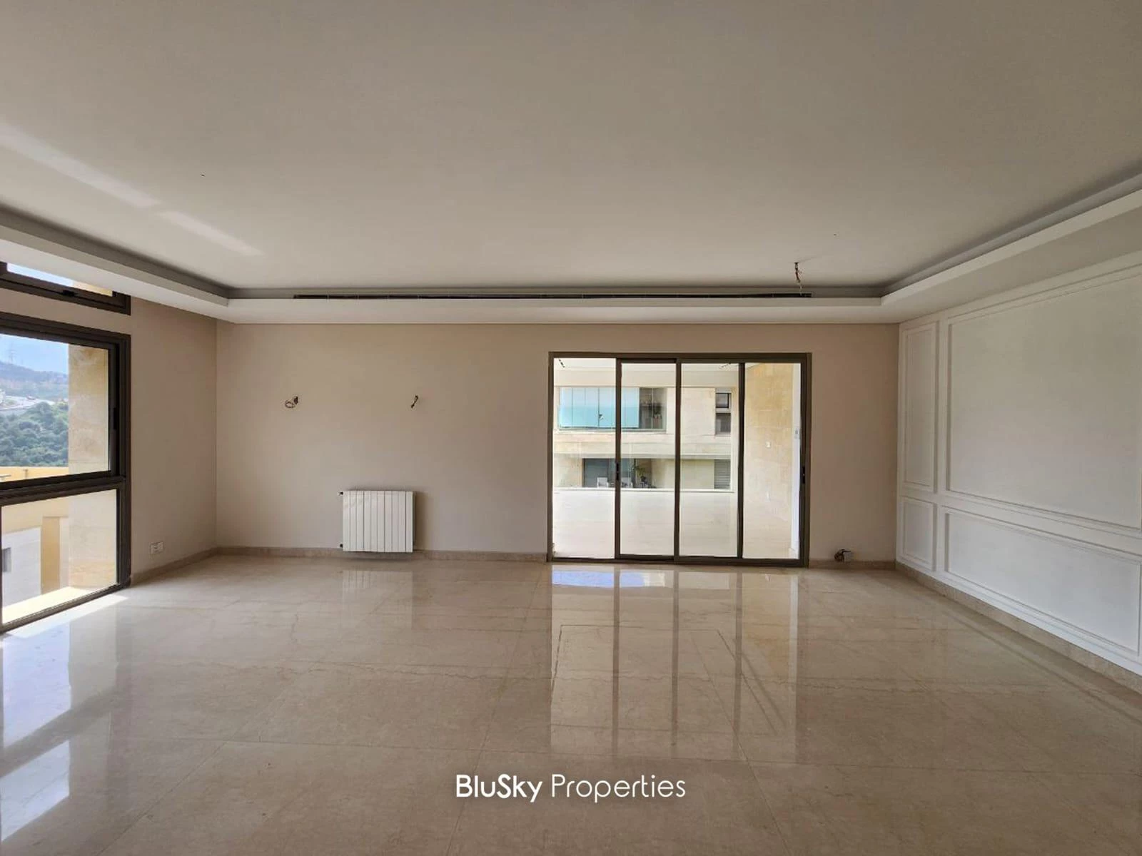 Apartment 250m² Mountain View for Rent in Bsalim — الصورة 2