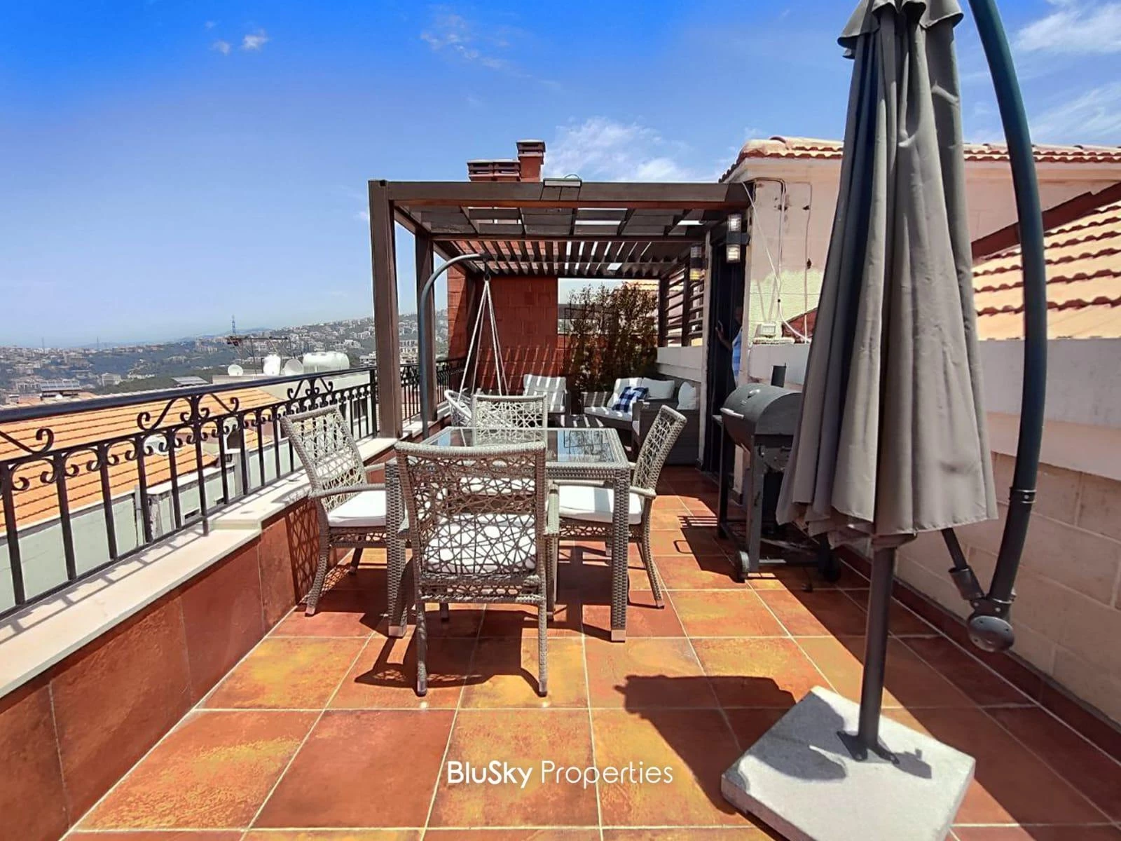 Duplex 250m² Terrace for Sale in Bsalim — الصورة 3