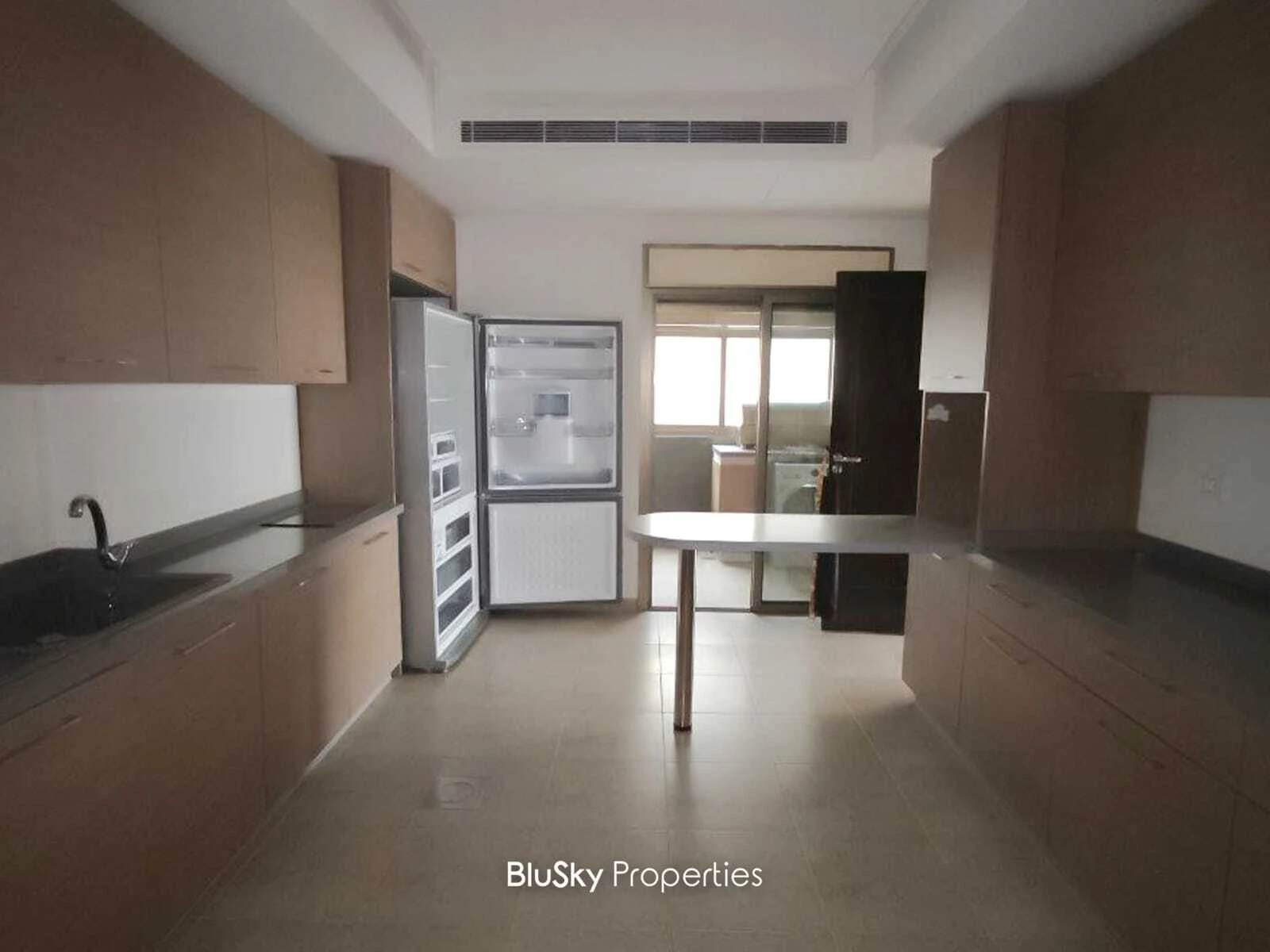 Apartment 250m² Sea View for Sale or Rent in Bsalim — الصورة 3