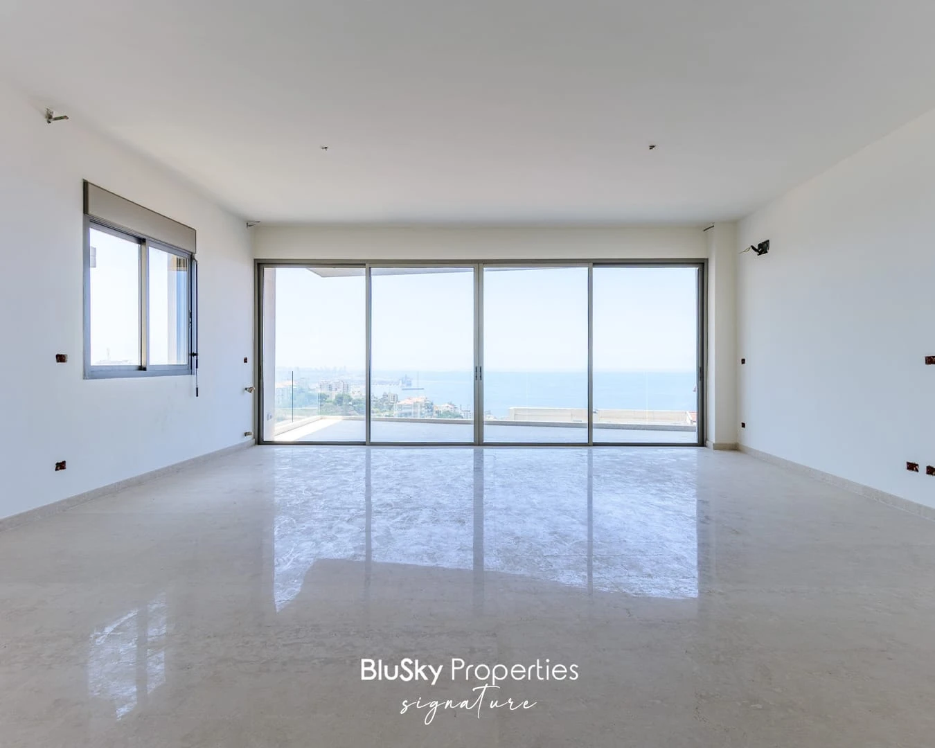 Apartment 275m² with Sea View for Sale in Bsalim — الصورة 3