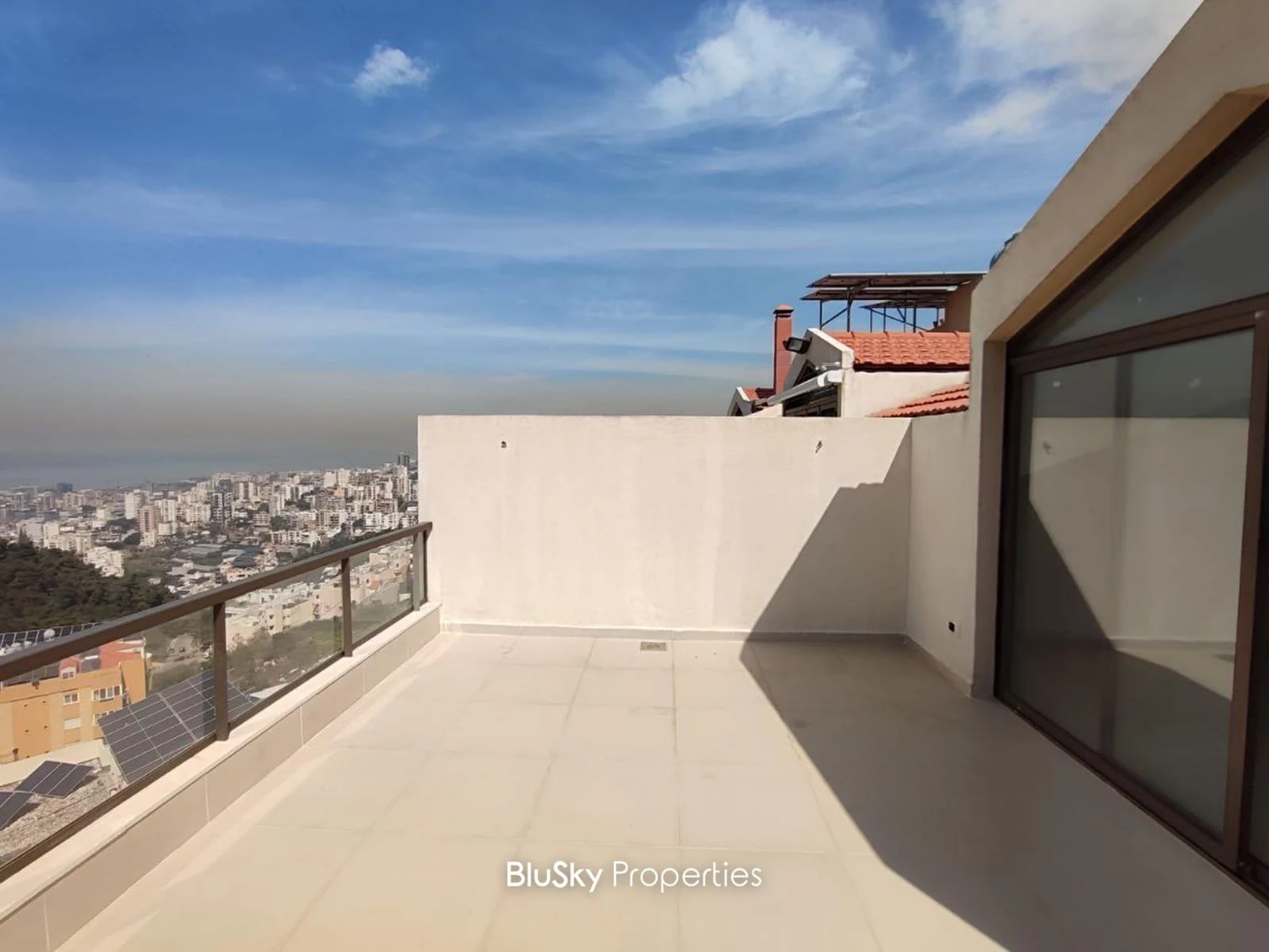 Duplex 280m² Sea View for Sale in Bsalim — photo 2