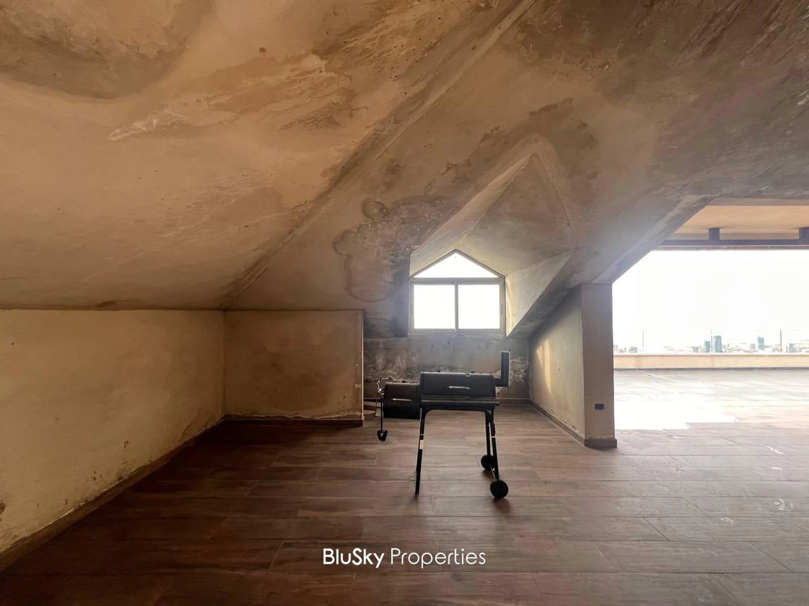 Duplex 320m² Garden for Sale in Bsalim — photo 2