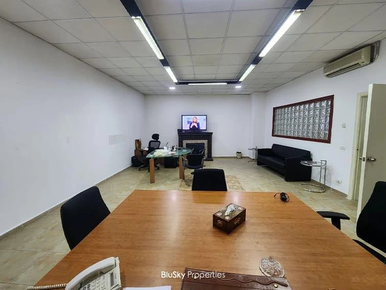 Warehouse 900m² for Sale or Rent in Bsalim — الصورة 3