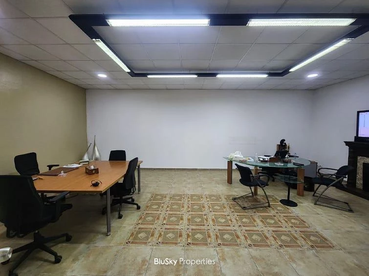 Warehouse 900m² for Sale or Rent in Bsalim — الصورة 5