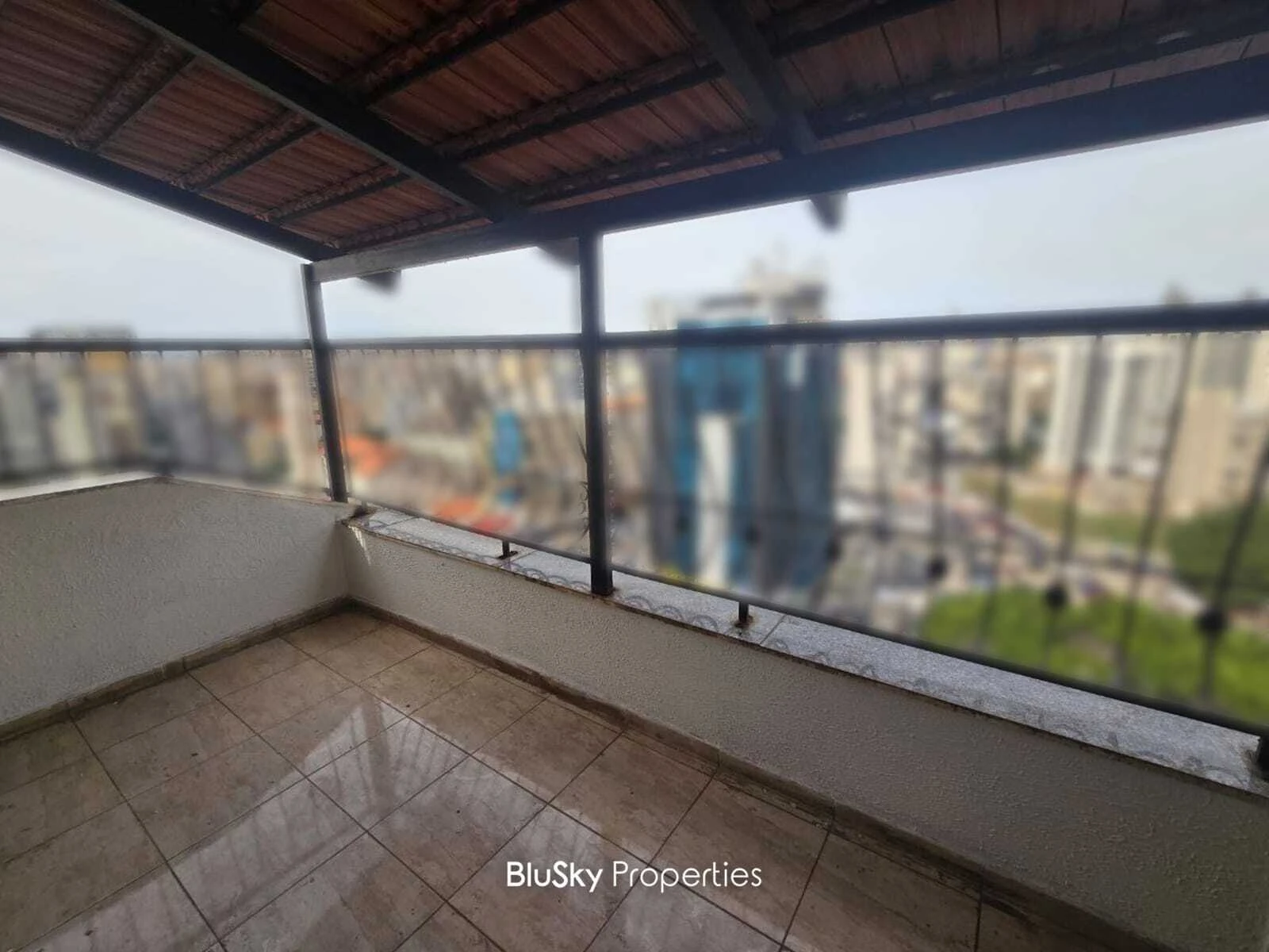 Office 80m² City View for Sale in Chiyah — photo 2