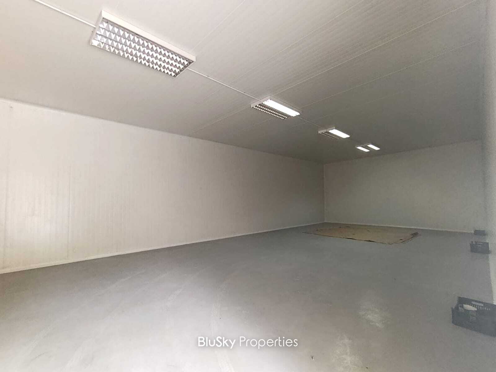 Warehouse 300m² for Rent in Chnaniir