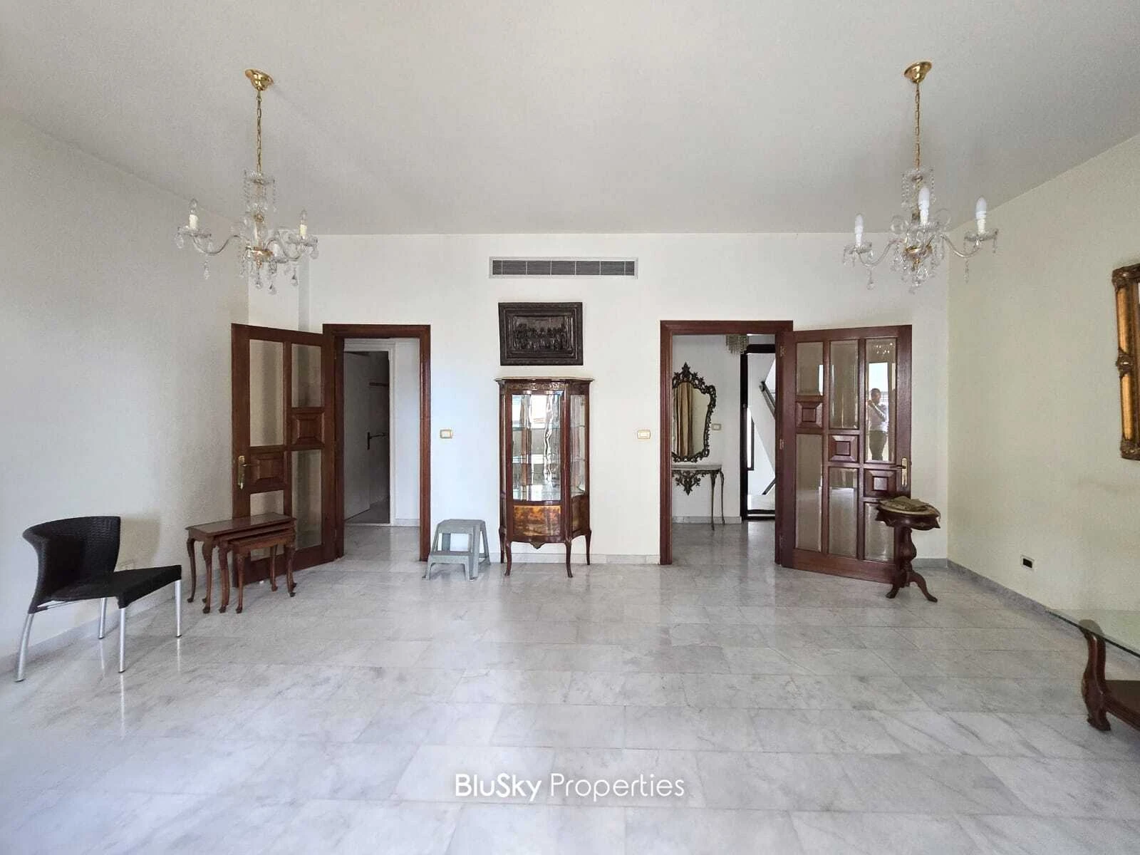 Apartment 170m² for Rent in City Rama — photo 2
