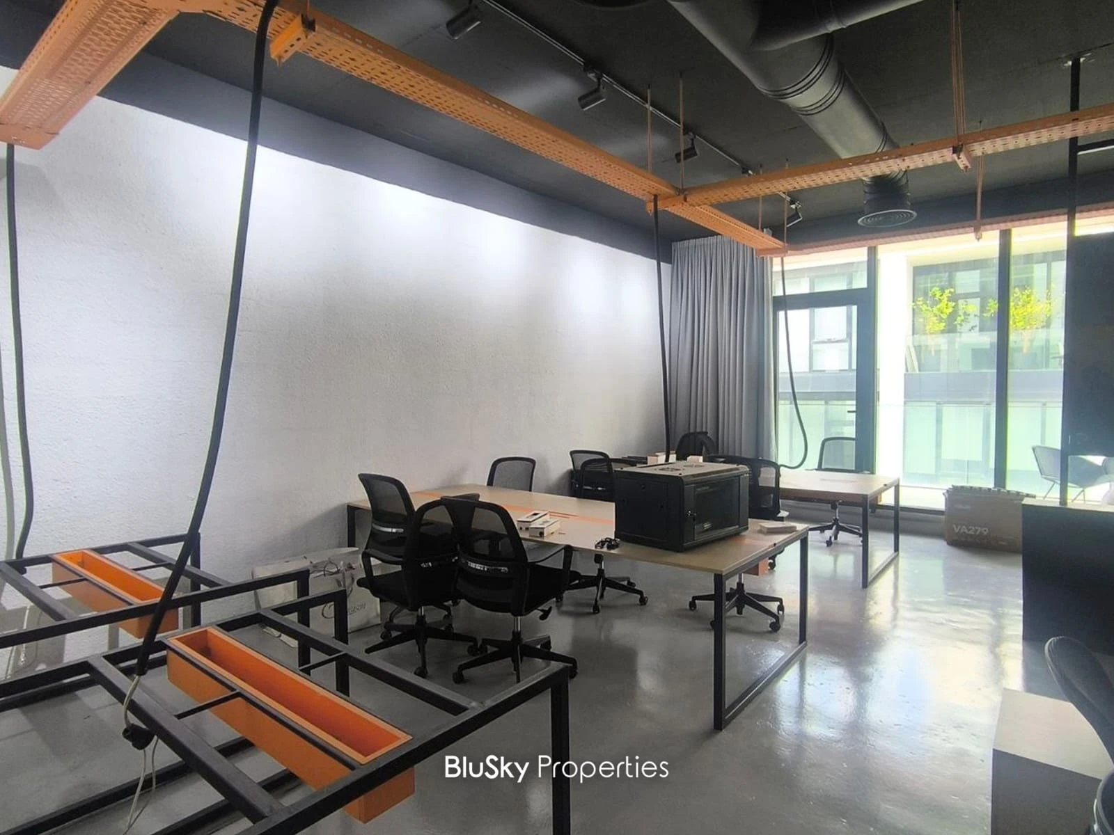 Office 125m² for Rent in Dbayeh — الصورة 2