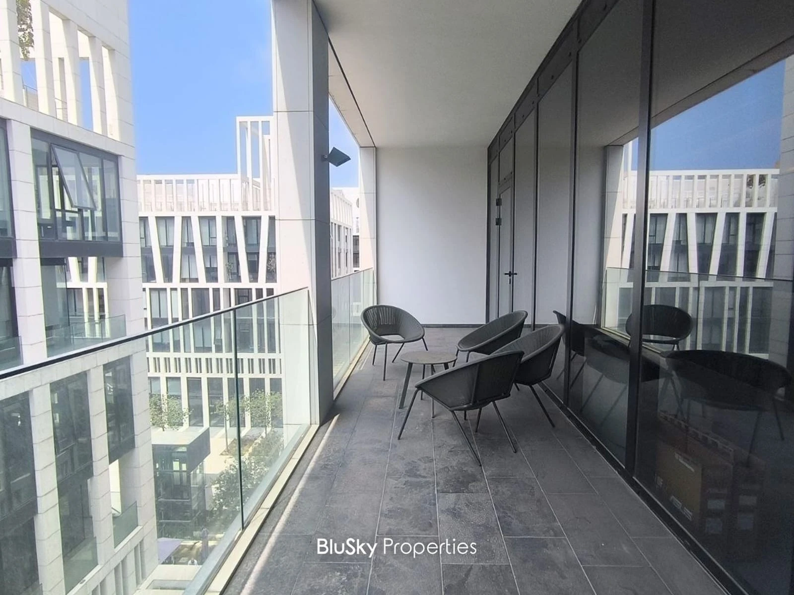 Office 125m² for Rent in Dbayeh — الصورة 3