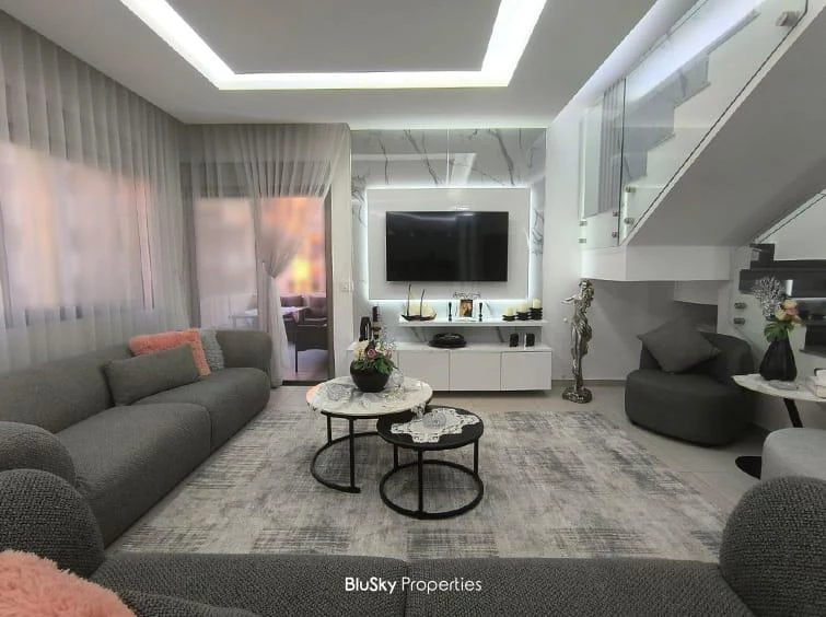 Duplex 200m² 4 Beds for Sale in Dbayeh — الصورة 1