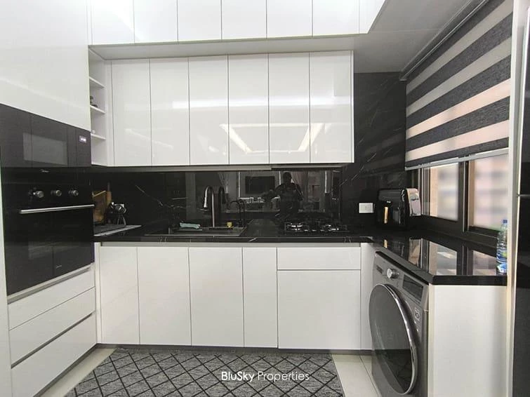 Duplex 200m² 4 Beds for Sale in Dbayeh — الصورة 3