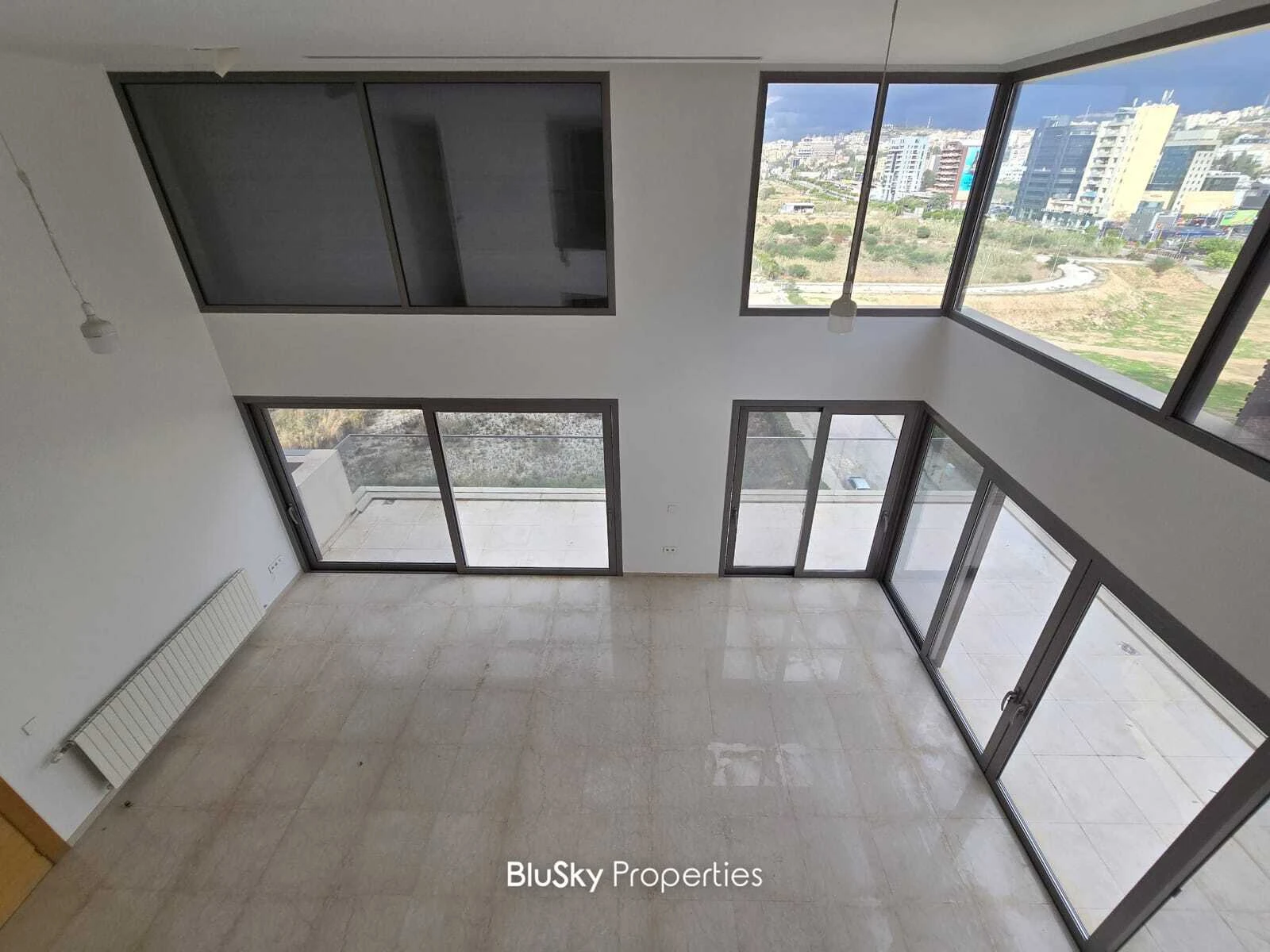 Duplex 250m² Terrace for Sale in Water Front Dbayeh — photo 1