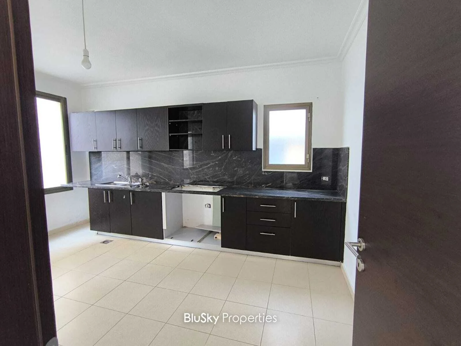 Duplex 262m² for Sale or Rent in Dbayeh — الصورة 3
